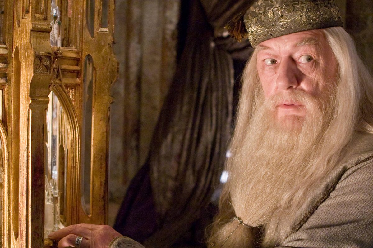 Brain Dump: Teknik Menguraikan Pikiran ala Dumbledore's movie poster